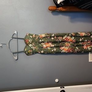 ⭐️5/$20⭐️Floral jumper